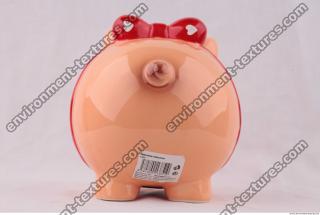 Photo Reference of Interior Decorative Pig Statue 0006